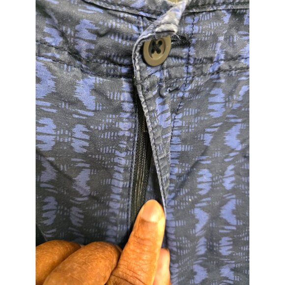 Eddie Bauer Women's Blue Patterned Shorts Size 12 Cotton Blend - Picture 5 of 8